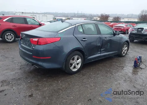 2015 Kia Optima Lx z USA, uszkodzony, nr VIN 5XXGM4A70FG469361